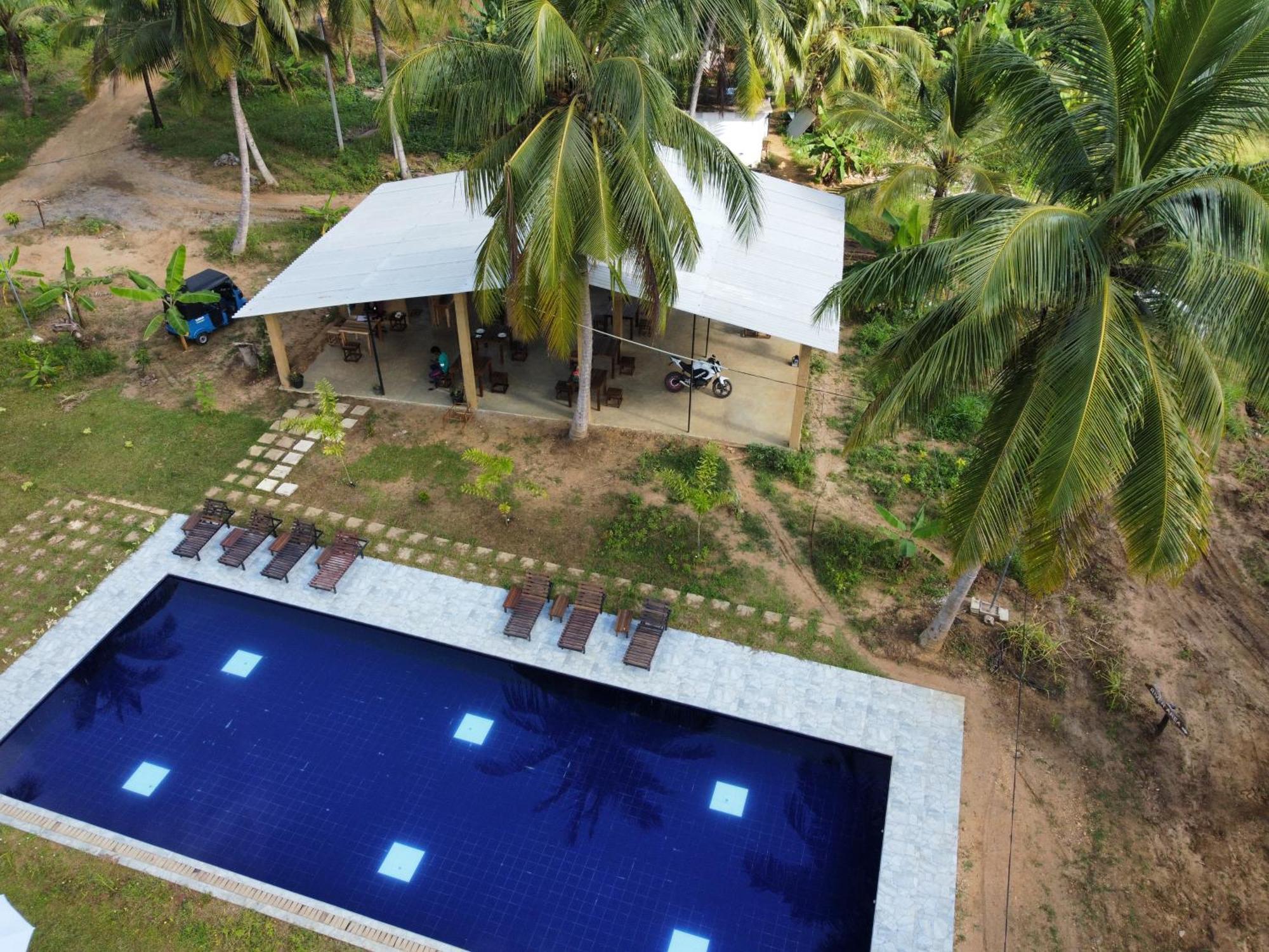 Paramount Safari Cottage Udawalawe Exterior photo